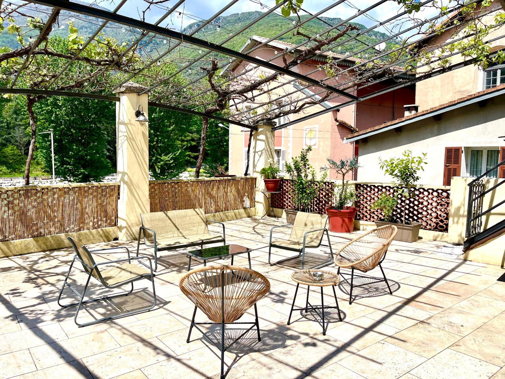 בריי-סור-רויה Appartement Terrasse Vue Lac מראה חיצוני תמונה